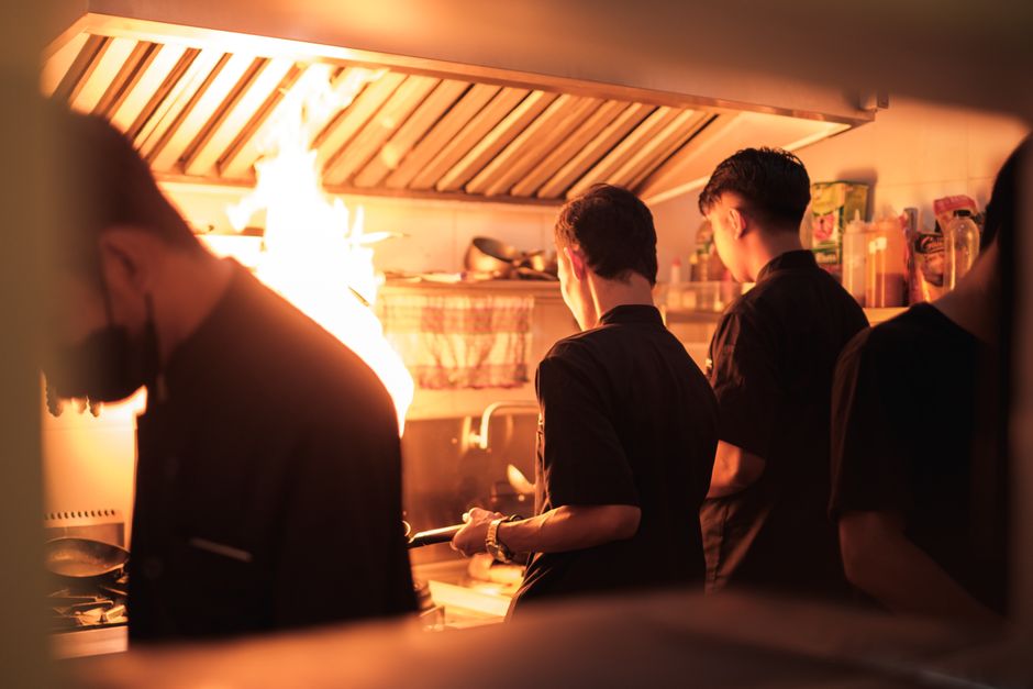 Zarządzanie personelem restauracji: jak ogarnąć zespół bez chaosu