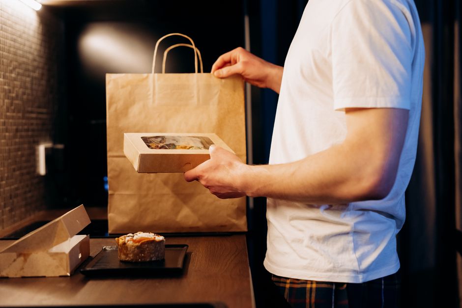 Zamówienia online bez prowizji — jak restauracja może przestać płacić za każde zamówienie